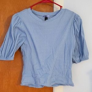 cute cropped set of 2 tops!